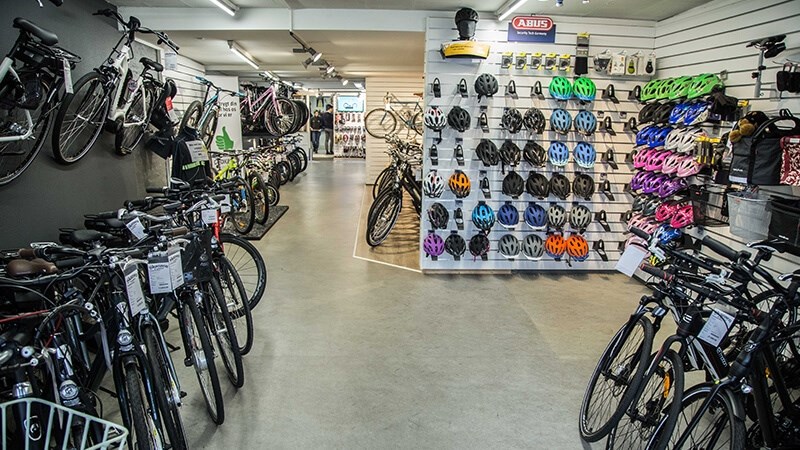 Cykelforhandler i Hillerød | Stærke på cykler tilbehør